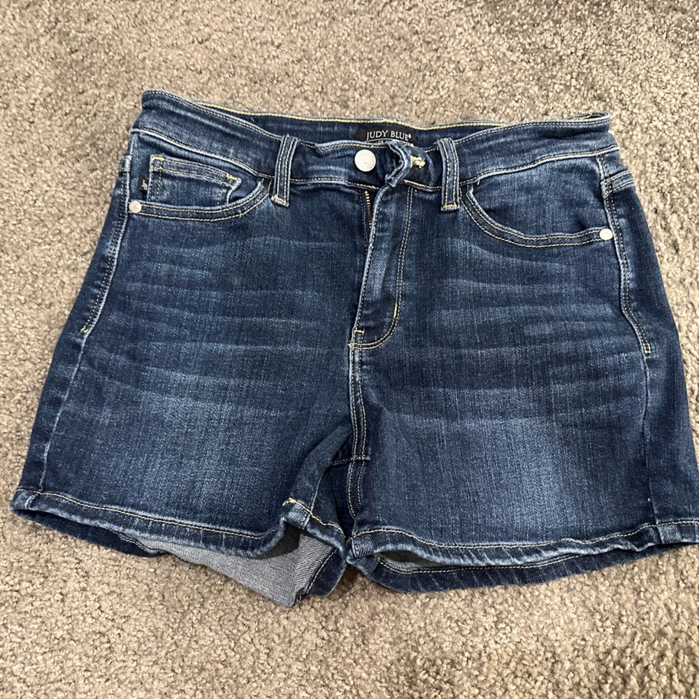 Judy Blue Medium Wash Denim Shorts